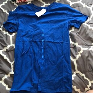 Women’s med... blue T-shirt